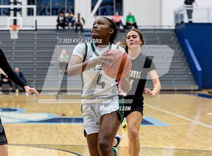 Thumbnail 2 in Perrysburg vs. Mason ( OHSAA D1 Regional semi final) photogallery.
