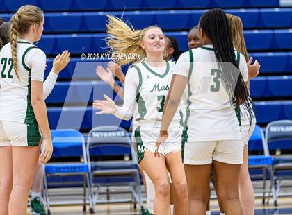 Thumbnail 2 in Perrysburg vs. Mason ( OHSAA D1 Regional semi final) photogallery.