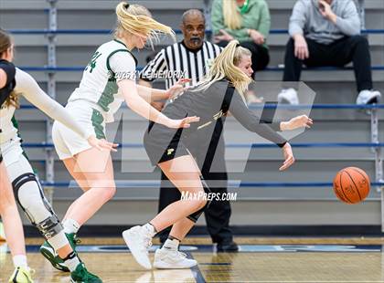 Thumbnail 3 in Perrysburg vs. Mason ( OHSAA D1 Regional semi final) photogallery.
