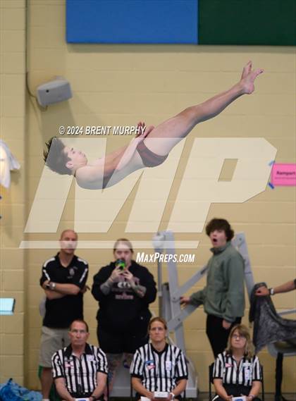 Thumbnail 3 in CHSAA 4A Boys Diving - State Championship photogallery.
