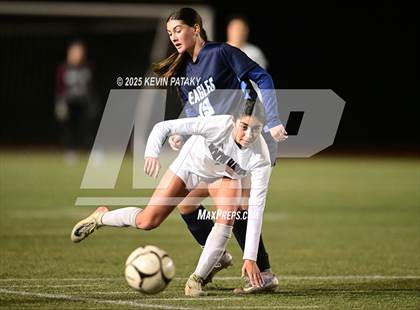Thumbnail 3 in North Haven vs. East Catholic (CIAC Class L Semifinal) photogallery.