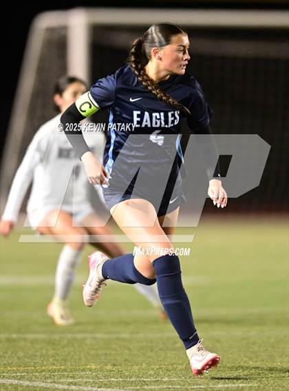 Thumbnail 3 in North Haven vs. East Catholic (CIAC Class L Semifinal) photogallery.