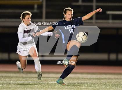 Thumbnail 3 in North Haven vs. East Catholic (CIAC Class L Semifinal) photogallery.