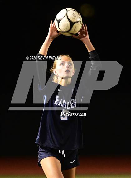 Thumbnail 2 in North Haven vs. East Catholic (CIAC Class L Semifinal) photogallery.