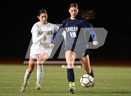 Thumbnail 2 in North Haven vs. East Catholic (CIAC Class L Semifinal) photogallery.