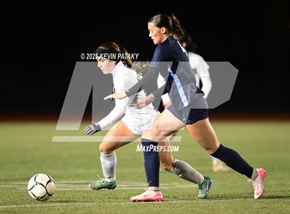 Thumbnail 3 in North Haven vs. East Catholic (CIAC Class L Semifinal) photogallery.