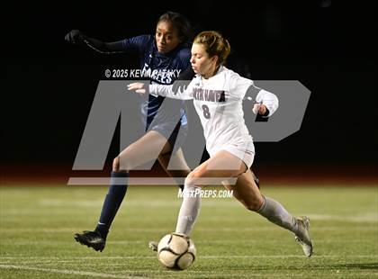 Thumbnail 1 in North Haven vs. East Catholic (CIAC Class L Semifinal) photogallery.