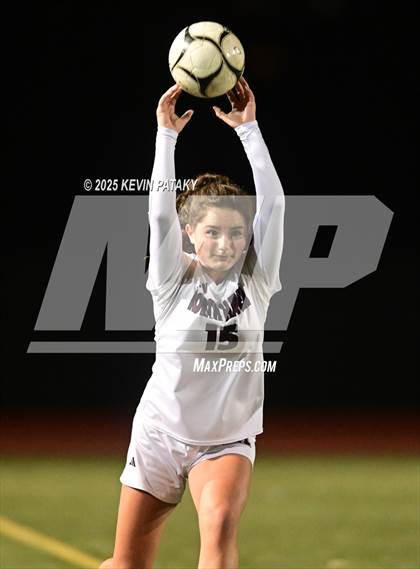 Thumbnail 3 in North Haven vs. East Catholic (CIAC Class L Semifinal) photogallery.