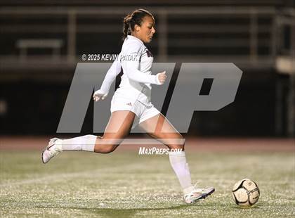 Thumbnail 2 in North Haven vs. East Catholic (CIAC Class L Semifinal) photogallery.