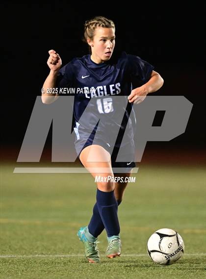 Thumbnail 3 in North Haven vs. East Catholic (CIAC Class L Semifinal) photogallery.