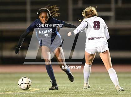 Thumbnail 3 in North Haven vs. East Catholic (CIAC Class L Semifinal) photogallery.