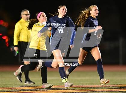 Thumbnail 3 in North Haven vs. East Catholic (CIAC Class L Semifinal) photogallery.