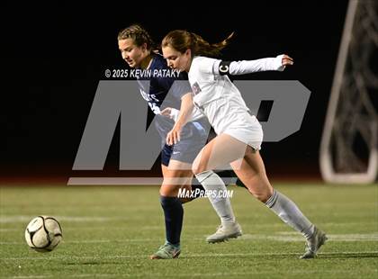 Thumbnail 3 in North Haven vs. East Catholic (CIAC Class L Semifinal) photogallery.