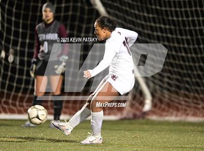 Thumbnail 3 in North Haven vs. East Catholic (CIAC Class L Semifinal) photogallery.