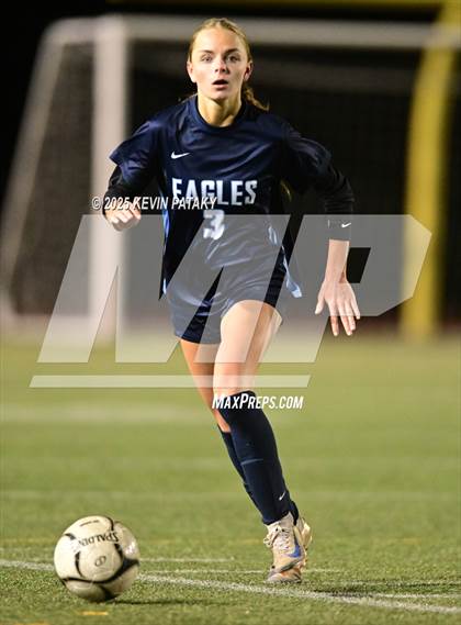 Thumbnail 2 in North Haven vs. East Catholic (CIAC Class L Semifinal) photogallery.