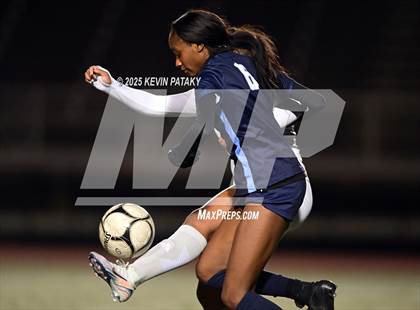 Thumbnail 1 in North Haven vs. East Catholic (CIAC Class L Semifinal) photogallery.