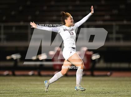 Thumbnail 2 in North Haven vs. East Catholic (CIAC Class L Semifinal) photogallery.