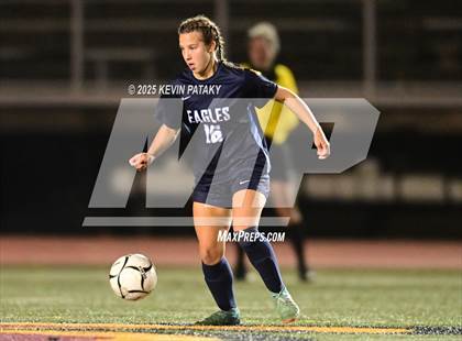 Thumbnail 2 in North Haven vs. East Catholic (CIAC Class L Semifinal) photogallery.