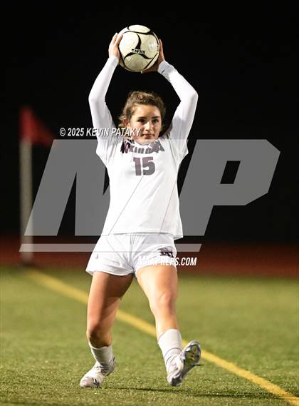 Thumbnail 3 in North Haven vs. East Catholic (CIAC Class L Semifinal) photogallery.