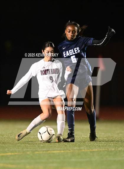 Thumbnail 2 in North Haven vs. East Catholic (CIAC Class L Semifinal) photogallery.