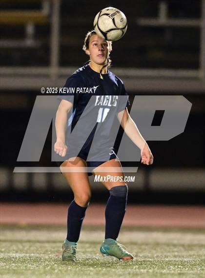 Thumbnail 3 in North Haven vs. East Catholic (CIAC Class L Semifinal) photogallery.