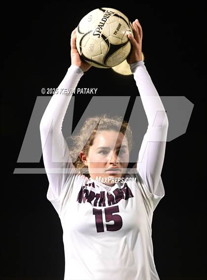 Thumbnail 2 in North Haven vs. East Catholic (CIAC Class L Semifinal) photogallery.