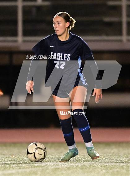 Thumbnail 1 in North Haven vs. East Catholic (CIAC Class L Semifinal) photogallery.