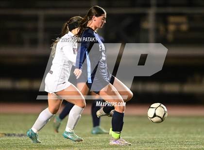 Thumbnail 3 in North Haven vs. East Catholic (CIAC Class L Semifinal) photogallery.