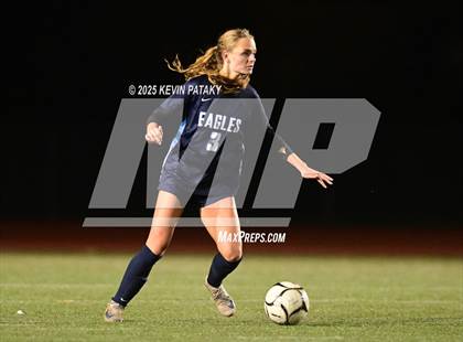 Thumbnail 3 in North Haven vs. East Catholic (CIAC Class L Semifinal) photogallery.