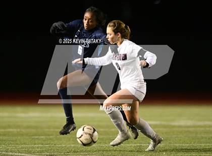 Thumbnail 3 in North Haven vs. East Catholic (CIAC Class L Semifinal) photogallery.