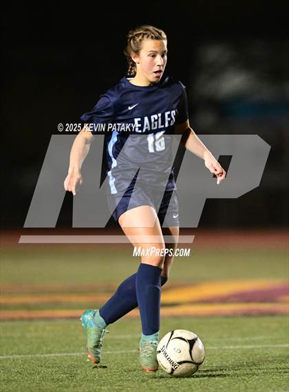 Thumbnail 1 in North Haven vs. East Catholic (CIAC Class L Semifinal) photogallery.