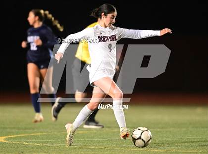 Thumbnail 3 in North Haven vs. East Catholic (CIAC Class L Semifinal) photogallery.