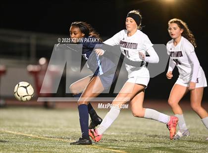 Thumbnail 1 in North Haven vs. East Catholic (CIAC Class L Semifinal) photogallery.
