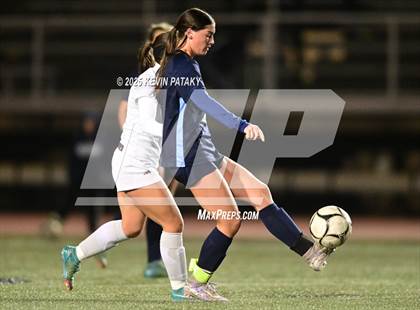 Thumbnail 1 in North Haven vs. East Catholic (CIAC Class L Semifinal) photogallery.