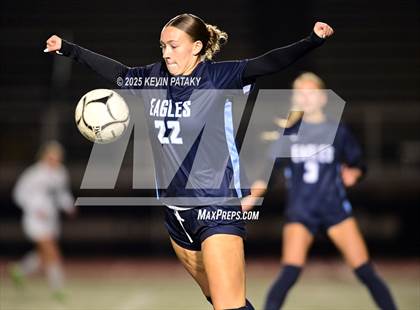 Thumbnail 1 in North Haven vs. East Catholic (CIAC Class L Semifinal) photogallery.