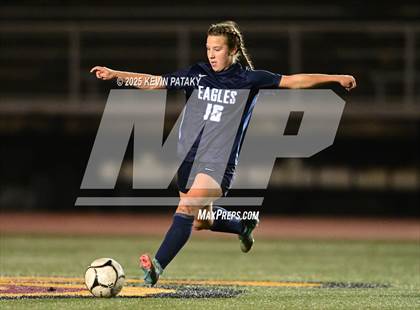 Thumbnail 2 in North Haven vs. East Catholic (CIAC Class L Semifinal) photogallery.