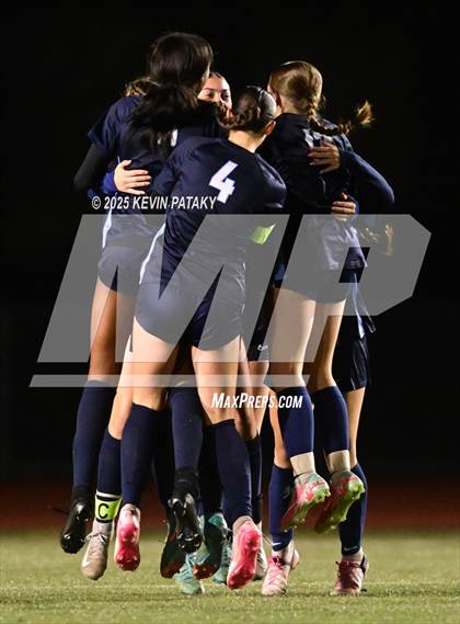 Thumbnail 2 in North Haven vs. East Catholic (CIAC Class L Semifinal) photogallery.