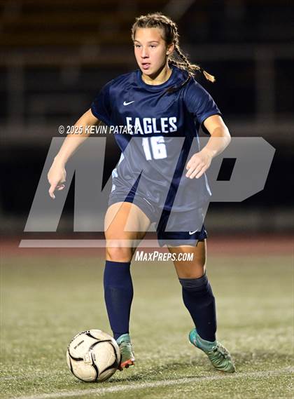 Thumbnail 2 in North Haven vs. East Catholic (CIAC Class L Semifinal) photogallery.