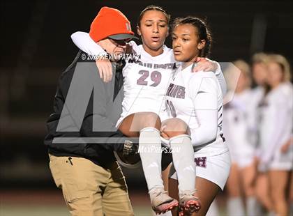 Thumbnail 2 in North Haven vs. East Catholic (CIAC Class L Semifinal) photogallery.