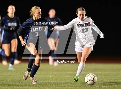 Thumbnail 2 in North Haven vs. East Catholic (CIAC Class L Semifinal) photogallery.