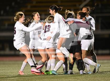 Thumbnail 3 in North Haven vs. East Catholic (CIAC Class L Semifinal) photogallery.