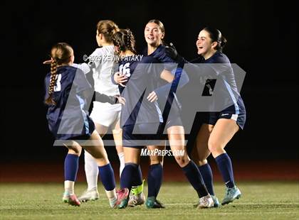 Thumbnail 2 in North Haven vs. East Catholic (CIAC Class L Semifinal) photogallery.