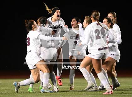 Thumbnail 3 in North Haven vs. East Catholic (CIAC Class L Semifinal) photogallery.