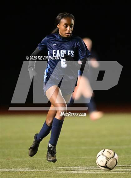 Thumbnail 2 in North Haven vs. East Catholic (CIAC Class L Semifinal) photogallery.