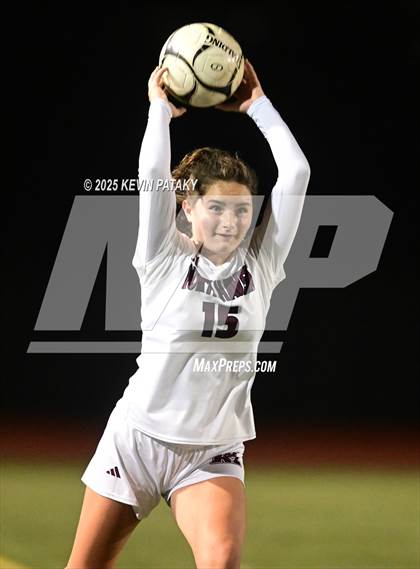 Thumbnail 3 in North Haven vs. East Catholic (CIAC Class L Semifinal) photogallery.