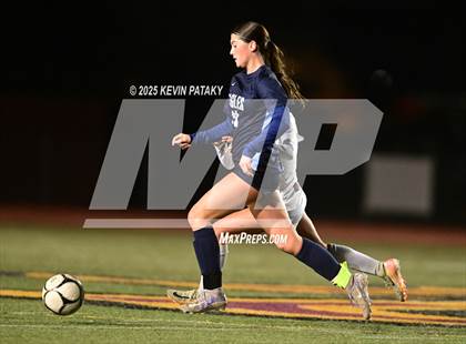 Thumbnail 3 in North Haven vs. East Catholic (CIAC Class L Semifinal) photogallery.