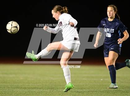 Thumbnail 3 in North Haven vs. East Catholic (CIAC Class L Semifinal) photogallery.