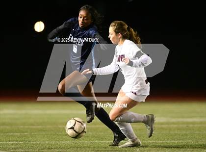 Thumbnail 2 in North Haven vs. East Catholic (CIAC Class L Semifinal) photogallery.