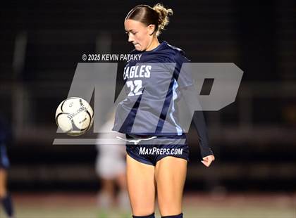 Thumbnail 1 in North Haven vs. East Catholic (CIAC Class L Semifinal) photogallery.