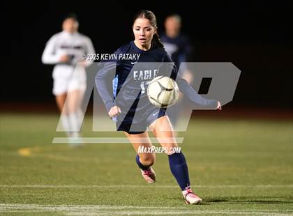 Thumbnail 1 in North Haven vs. East Catholic (CIAC Class L Semifinal) photogallery.